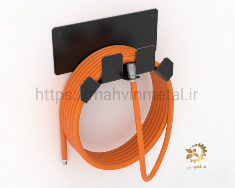 استند و نگهدارنده شلنگ آب